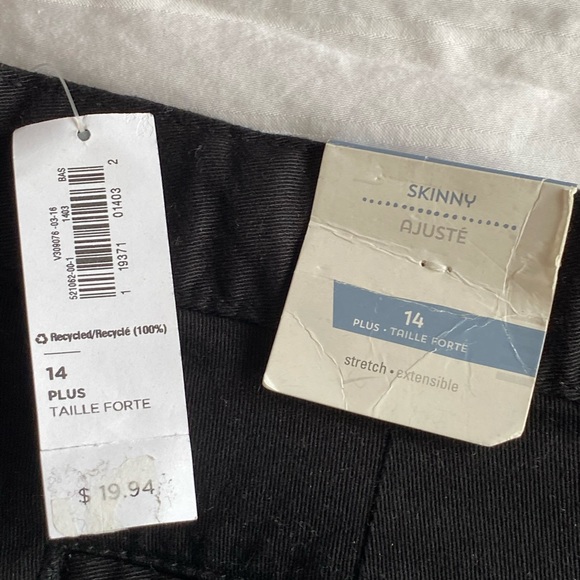 Old Navy Girls 14 Plus Adjustable Twill Chinos - Picture 2 of 6